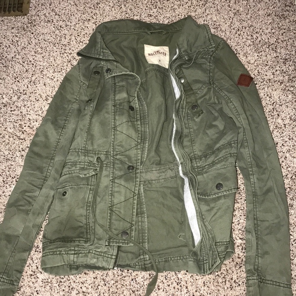green heavy duty military jacket